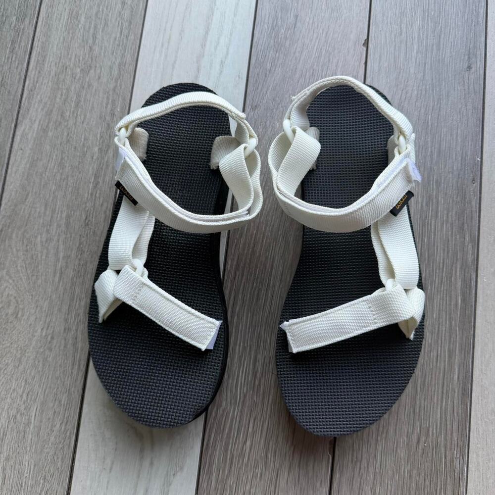 Teva platform universal sandals black - image 3